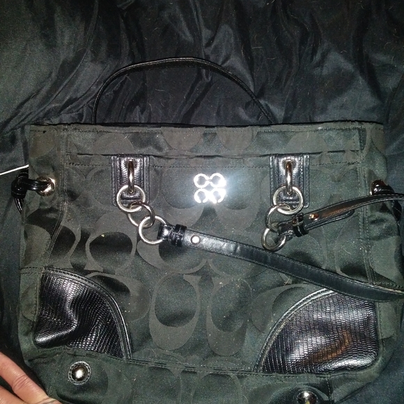 COACH purses - Picture 2 of 5